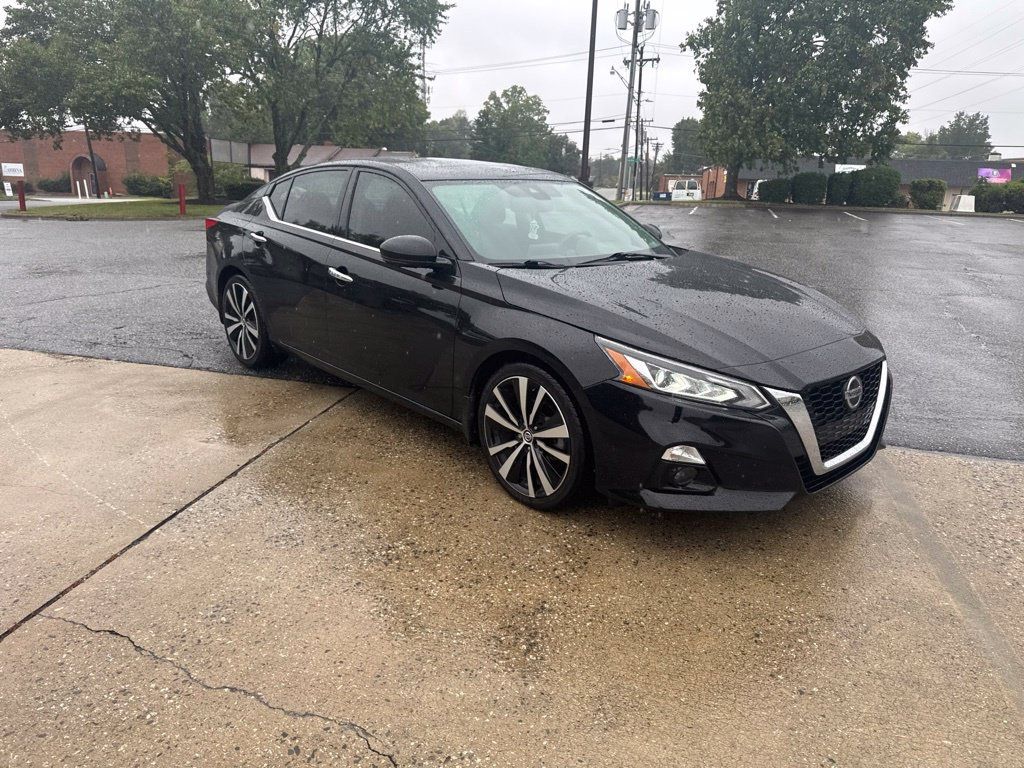 Used 2019 Nissan Altima 2.5 Platinum FWD image 5