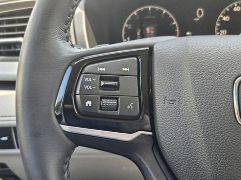 Used 2025 Honda Odyssey EX-L image 20
