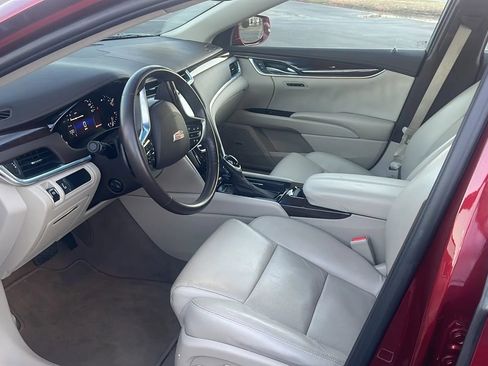 Used 2016 Cadillac XTS Luxury image 19