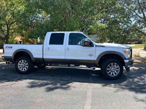 Used 2016 Ford F350 Lariat w/ Lariat Ultimate Package AWD/4WD image 7