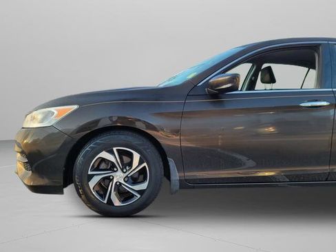 Used 2016 Honda Accord LX image 6