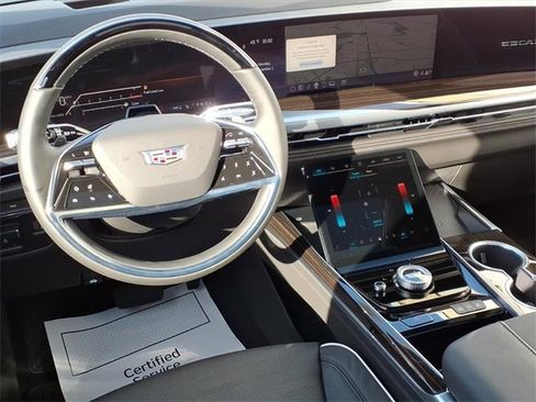 New 2026 Cadillac Escalade Luxury image 5