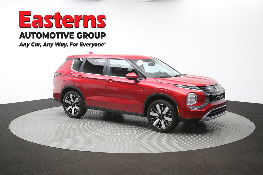Used 2025 Mitsubishi Outlander SE AWD/4WD image 50