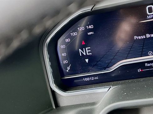 Certified 2024 GMC Sierra 1500 Denali w/ Denali Reserve Package image 11