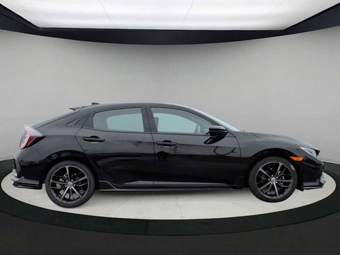 Used 2021 Honda Civic Sport image 9