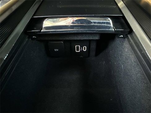 Used 2022 Lincoln Corsair Reserve w/ Equipment Group 201A image 24