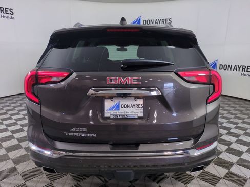 Used 2019 GMC Terrain Denali w/ LPO, Floor Liner Package FWD image 4