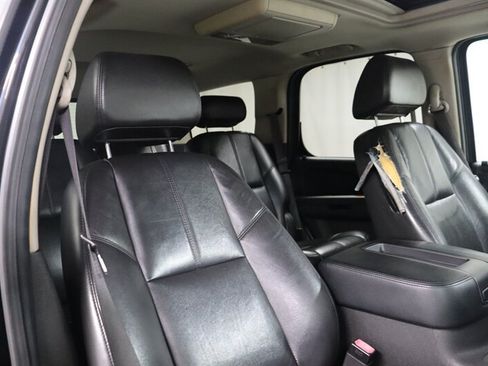 Used 2007 GMC Yukon SLT w/ SLT Preferred Equipment Group AWD/4WD image 23