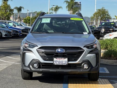 Certified 2025 Subaru Outback Premium image 11