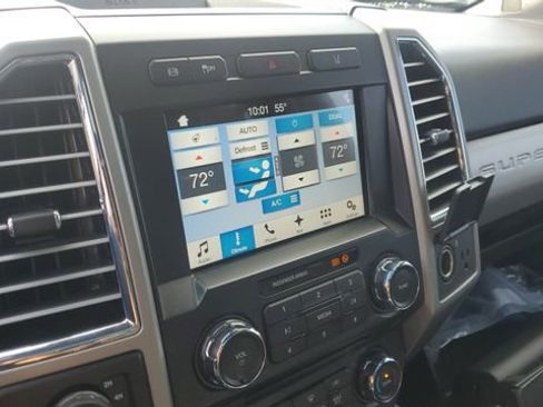 Used 2017 Ford F250 Lariat w/ Lariat Ultimate Package image 21