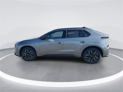 New 2026 Subaru Solterra Premium image 5