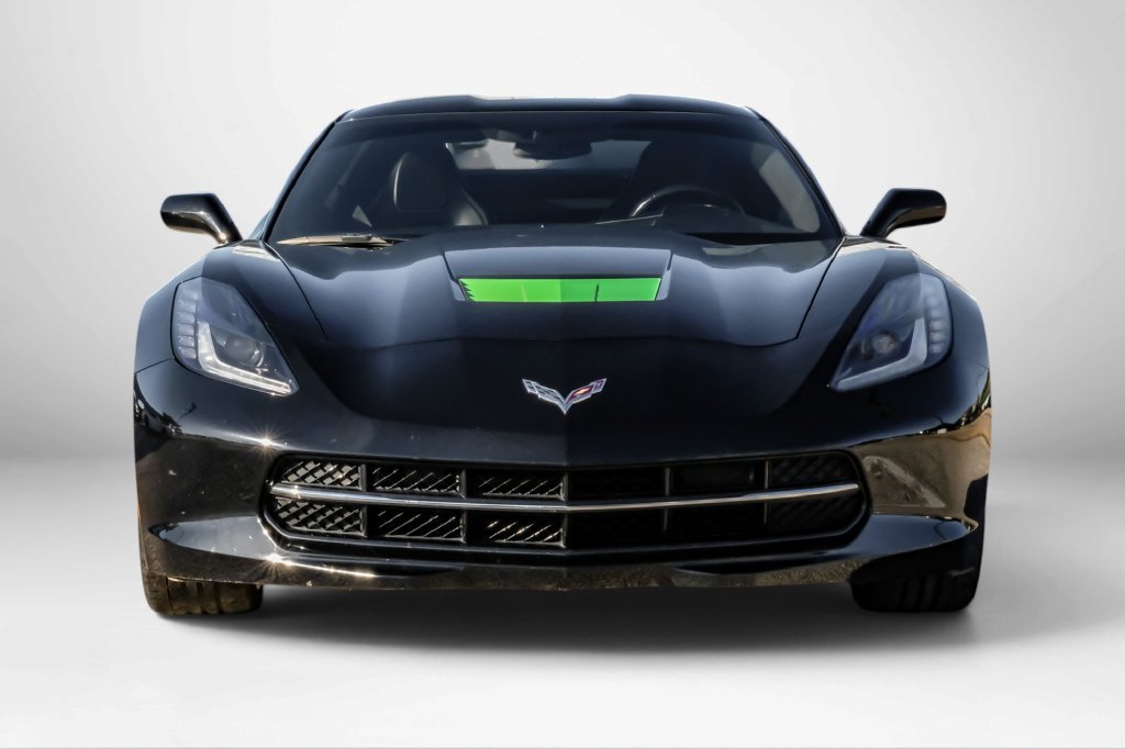 Used 2019 Chevrolet Corvette Stingray Coupe w/ 1LT RWD image 3