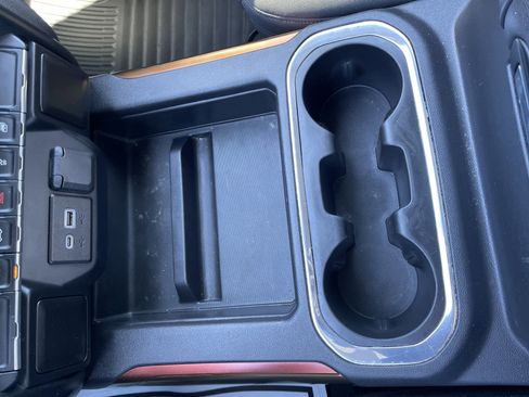 Used 2020 Chevrolet Silverado 1500 RST w/ Texas Edition image 28