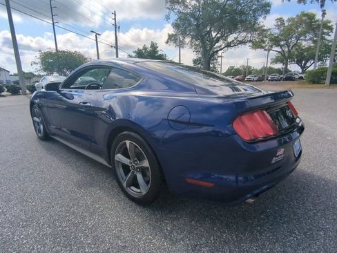 Used 2016 Ford Mustang Coupe RWD image 7