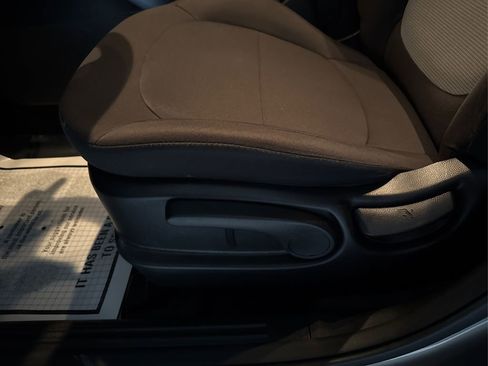 Used 2019 Kia Soul image 22