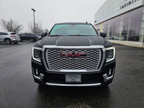 Used 2021 GMC Yukon Denali w/ Denali Premium Package image 2
