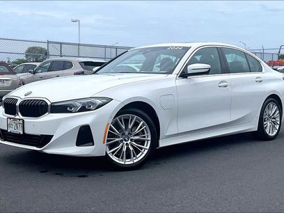 Used 2024 BMW 330e w/ Convenience Package