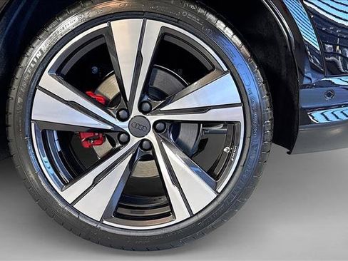 New 2026 Audi SQ5 Premium Plus AWD/4WD image 28