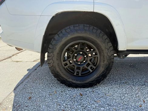 Used 2017 Toyota 4Runner TRD Pro AWD/4WD image 23