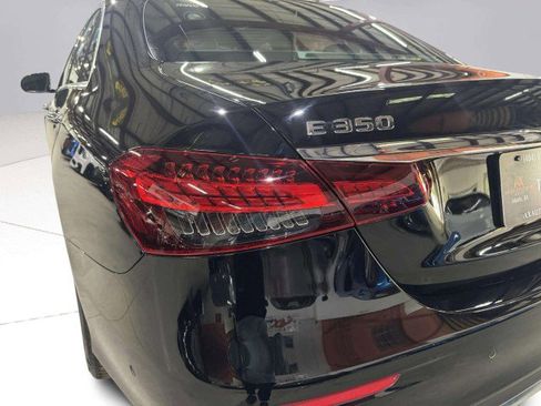Used 2021 Mercedes-Benz E 350 4MATIC Sedan image 11
