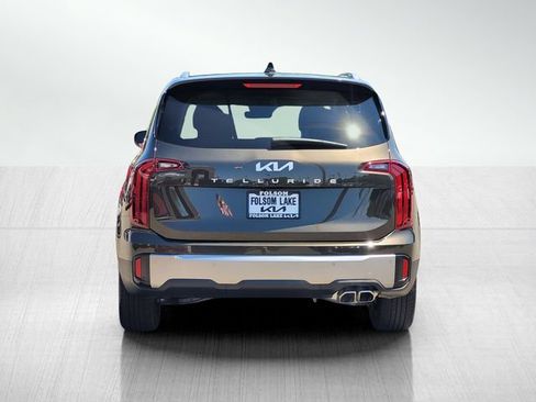Used 2025 Kia Telluride S FWD image 5