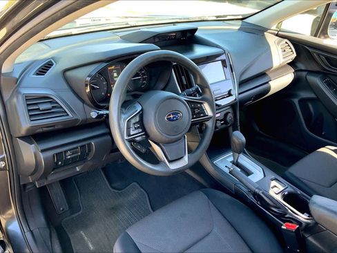 Used 2019 Subaru Crosstrek 2.0i w/ Eyesight System image 16