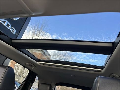 Certified 2024 MAZDA CX-90 Plug-In Hybrid w/ Premium Pkg image 21