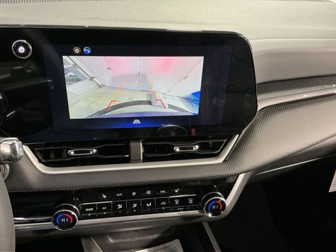 New 2026 Chevrolet Equinox LT w/ Convenience Package II image 27