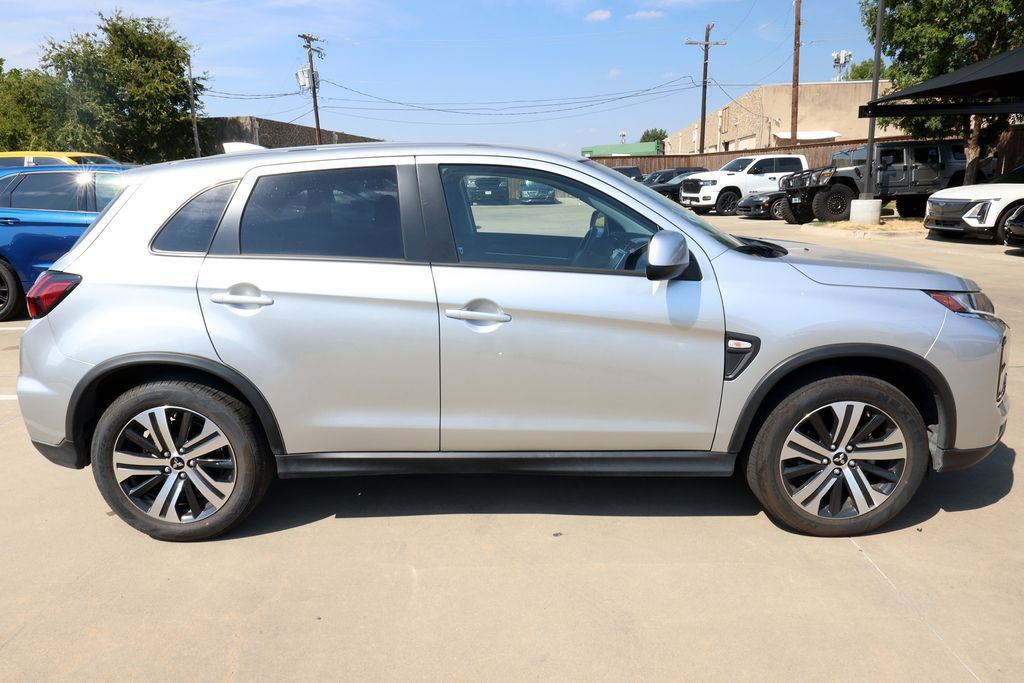Used 2026 Mitsubishi Outlander Sport ES AWD/4WD image 4