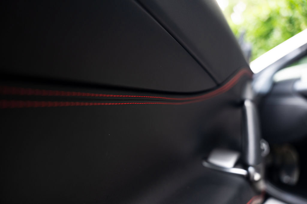 Used 2020 Ferrari 812 Superfast RWD image 25