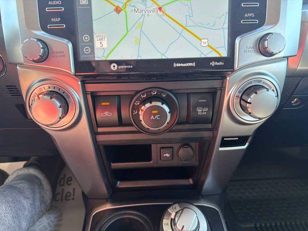 Used 2023 Toyota 4Runner SR5 Premium w/ Moonroof Package AWD/4WD image 17