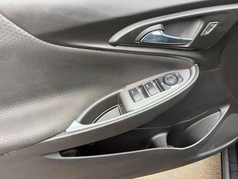 Used 2023 Chevrolet Malibu LT FWD image 12