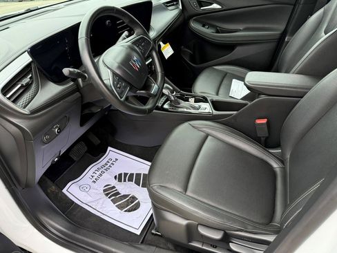 Certified 2024 Buick Encore GX Sport Touring image 21