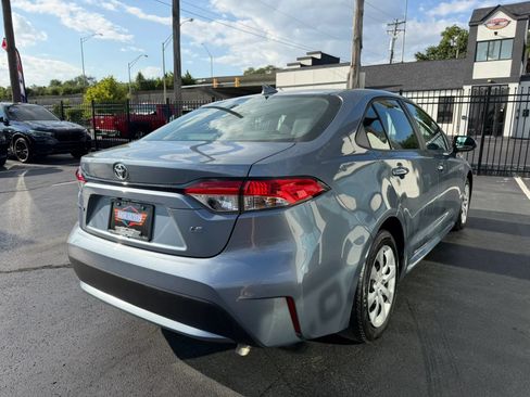 Used 2022 Toyota Corolla LE FWD image 11