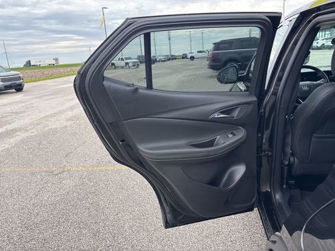 Used 2025 Buick Encore GX Preferred image 21