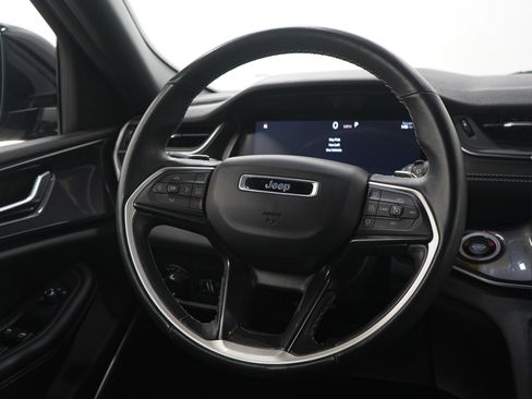 Used 2021 Jeep Grand Cherokee L Laredo image 15