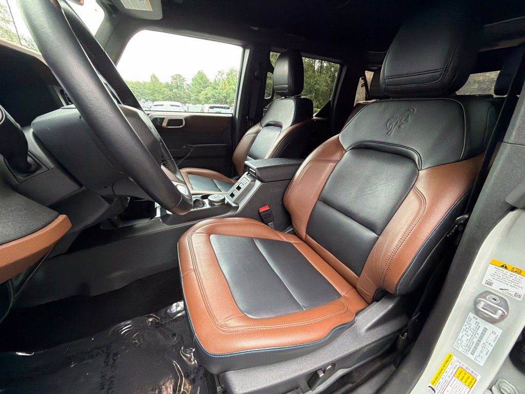 Used 2024 Ford Bronco Outer Banks AWD/4WD image 18