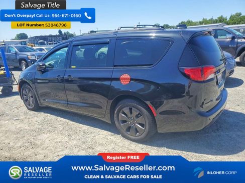 Used 2020 Chrysler Pacifica Limited w/ Advanced Safetytec Group FWD image 3