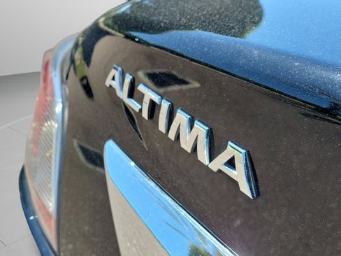 Used 2015 Nissan Altima 2.5 SL w/ Moonroof Package FWD image 28