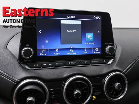 Used 2024 Nissan Sentra SV FWD image 19
