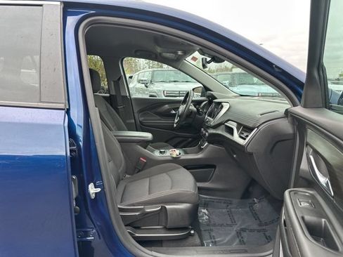 Used 2023 GMC Terrain SLE w/ Driver Convenience Package AWD/4WD image 13