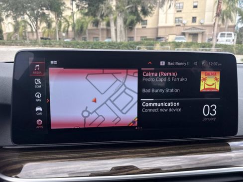 Used 2022 BMW 530i 530i w/ Premium Package image 21