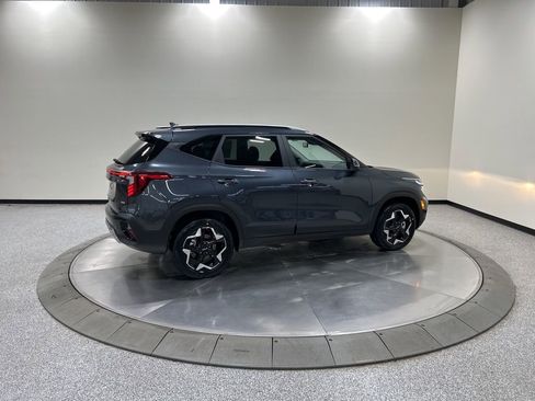 New 2026 Kia Seltos S image 5