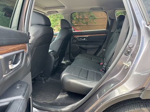 Used 2020 Honda CR-V Touring image 9