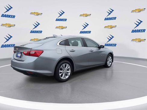 Used 2025 Chevrolet Malibu LT image 8