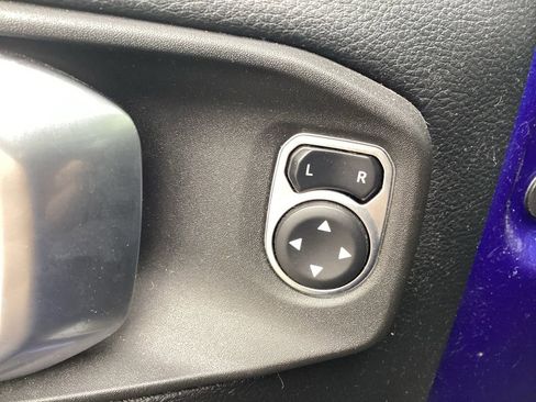 Used 2018 Jeep Wrangler Unlimited Sahara image 45