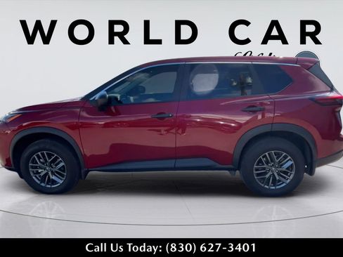 Used 2025 Nissan Rogue S FWD image 6