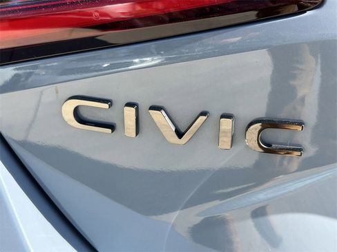 Used 2025 Honda Civic Type R image 9