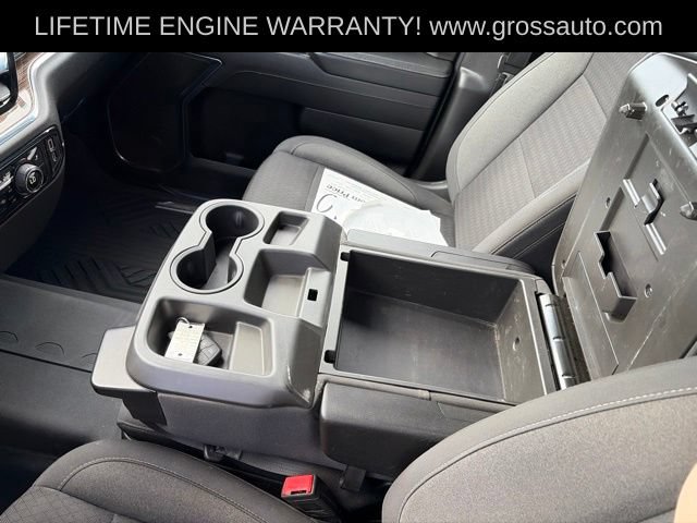 Used 2023 Chevrolet Silverado 1500 RST AWD/4WD image 25