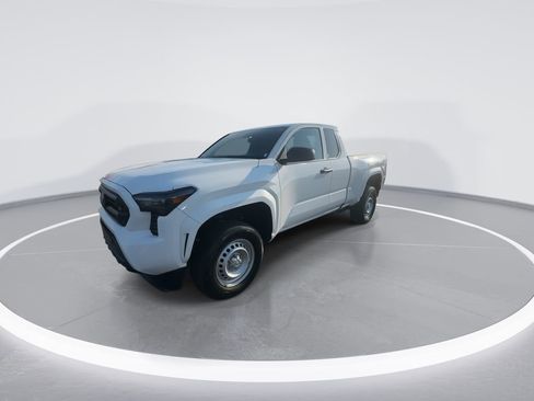 Used 2024 Toyota Tacoma SR RWD image 4